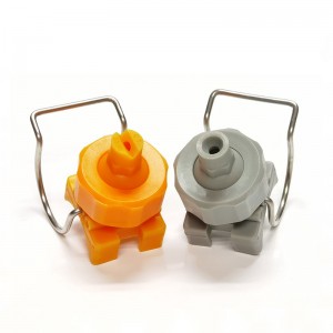 Plastic reglabil cu bile